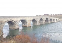 Tarihi Murat Köprüsü